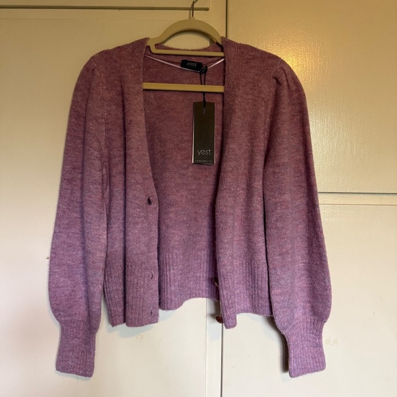 NWT Yest The Netherlands Omilya Violet Cardigan Gold Buttons Size 6 Preppy - Picture 2 of 16